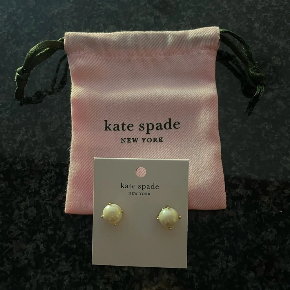 Kate Spade Pearl Gumdrop Stud Pierced Earrings Oversized Minimalist Jewelry NWT